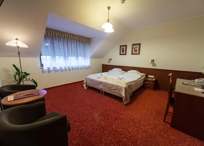 מלון Bock Ermitage 4*