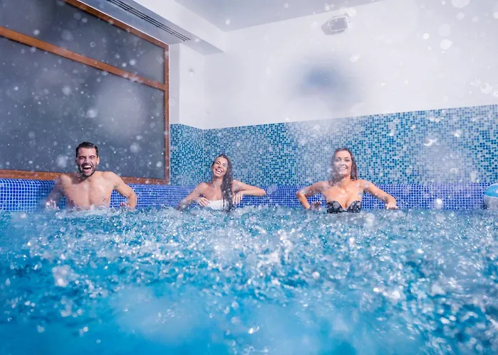 מלון Bock Ermitage 4*